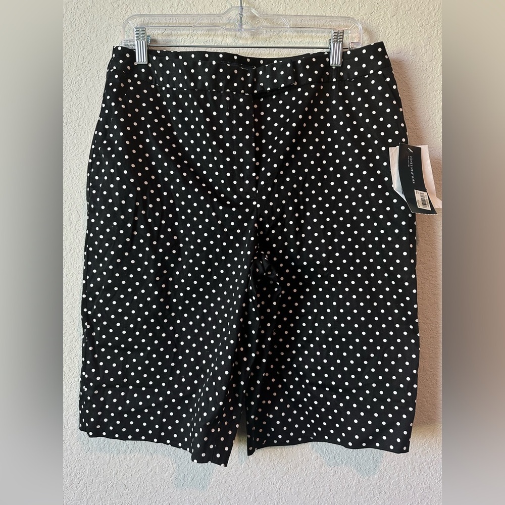 New Jones New York Black and White Polka Dot Women's Shorts Size 10